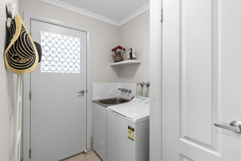 Modern Living with Scenic Views