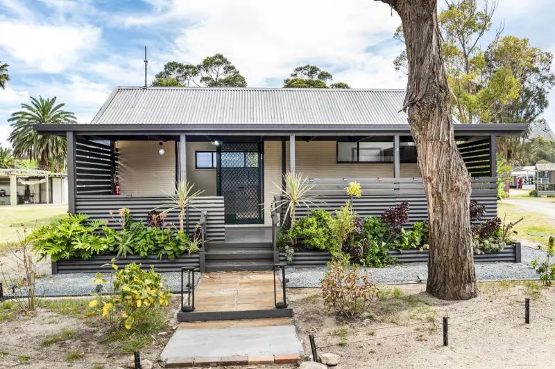 Relaxed Indoor-Outdoor Living