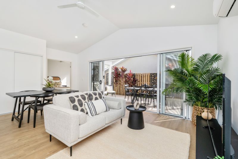 Pristine Ex-Display Home – Move-In Ready!