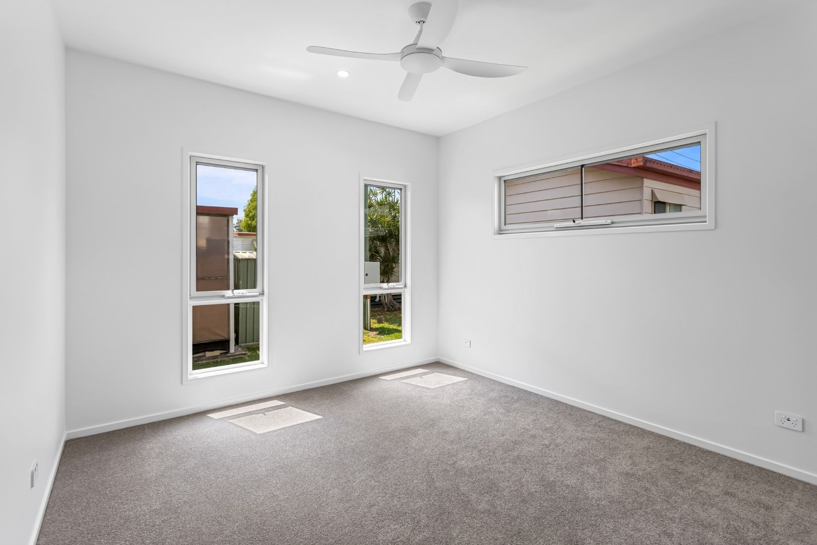 STYLISH, BRAND NEW HOME – YOUR PERFECT RETIREMENT RETREAT!