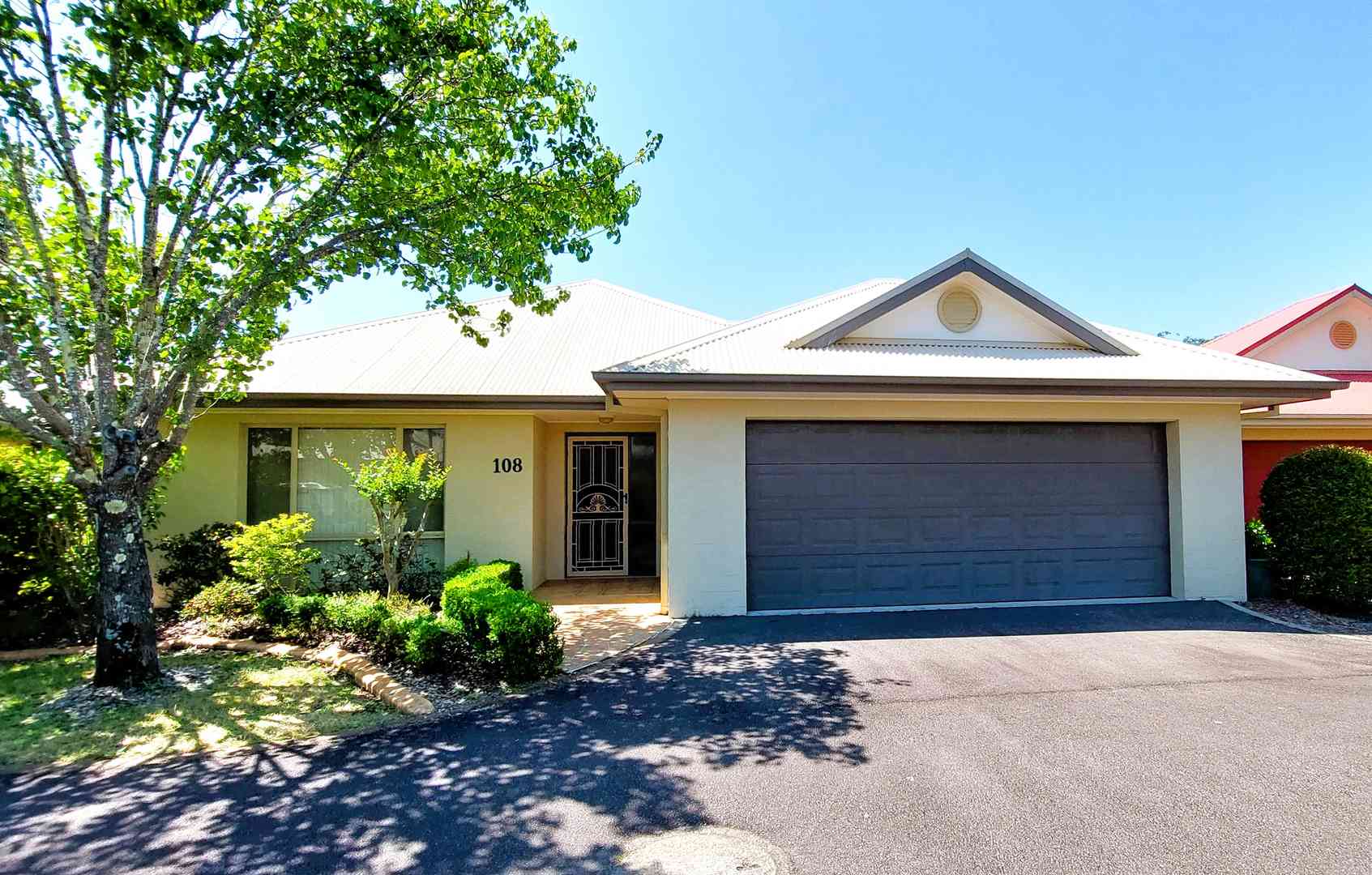 A Comfortable and Contemporary 3‑Bedroom Home -  Sovereign