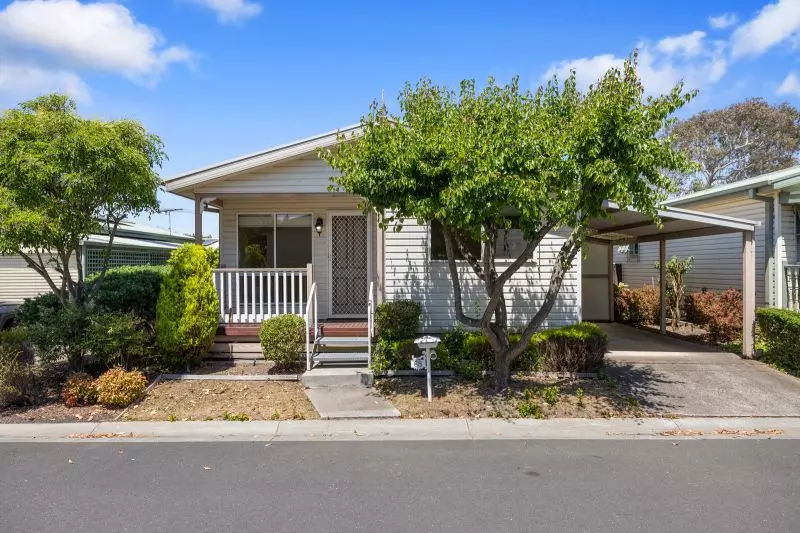 Perfect Lifestyle Opportunity  – Your Blank Canvas Awaits!