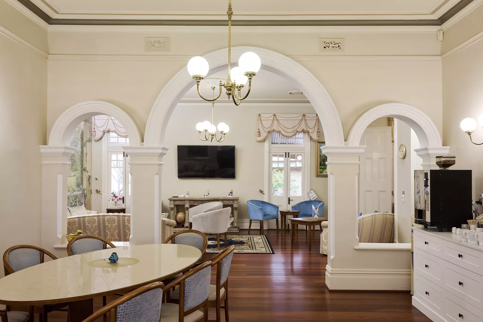 Arcadia Waters Bicton 