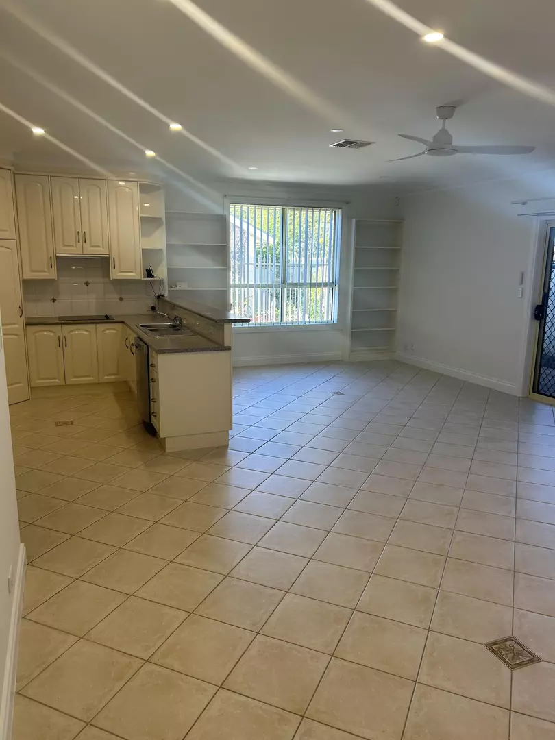 Stunning 3 bedroom home with double garage - Unit 12!