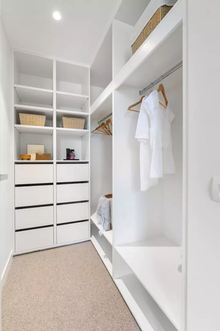 Enjoy Effortless Retirement Living in a Modern 3-Bed Carlton Apartment