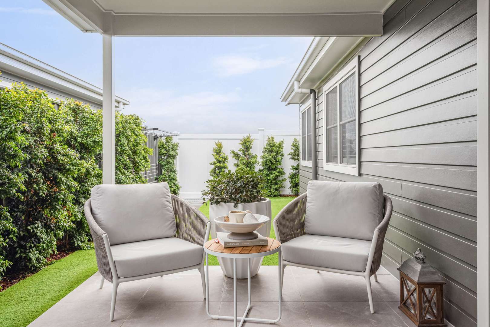 Clifton Taree - Brand new 2-beds plus study in a gated community