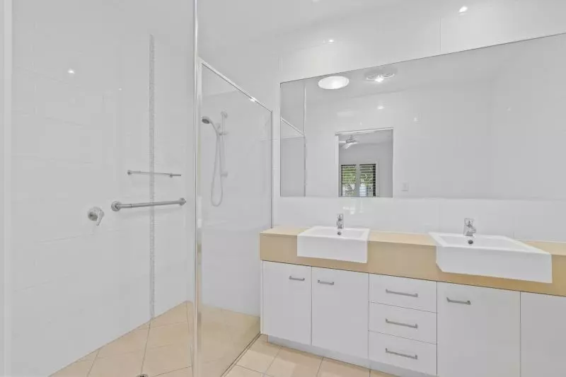 Site 71 - Established Fraser