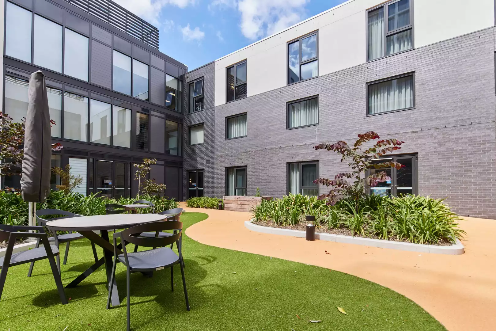 Calvary Huntly Suites - Residential Aged Care at Kooyong
