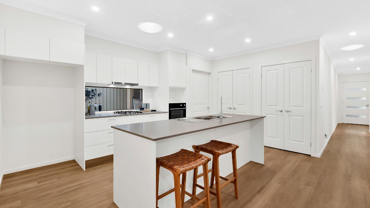 66/ 5 Harmony Chase, Clyde North 