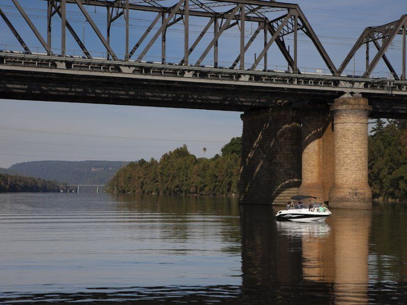 Lovely sunny 2 bedroom home. Easy access into a  large carport.