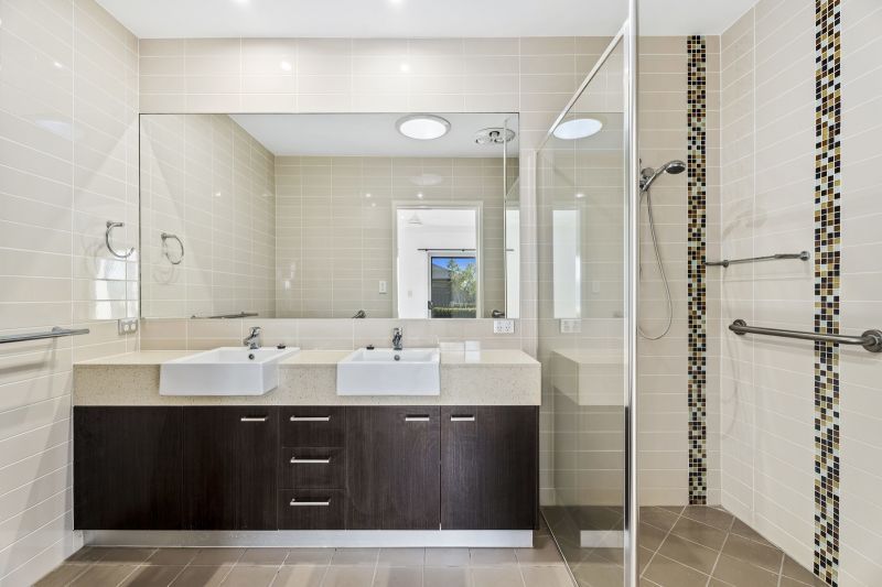 Site 77 - Established Flinders