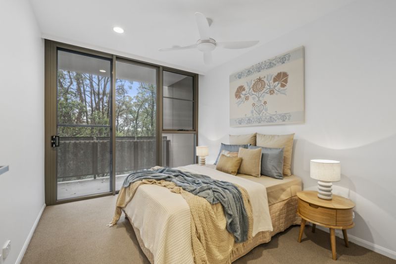 Elegant two-bedroom, south-facing apartment