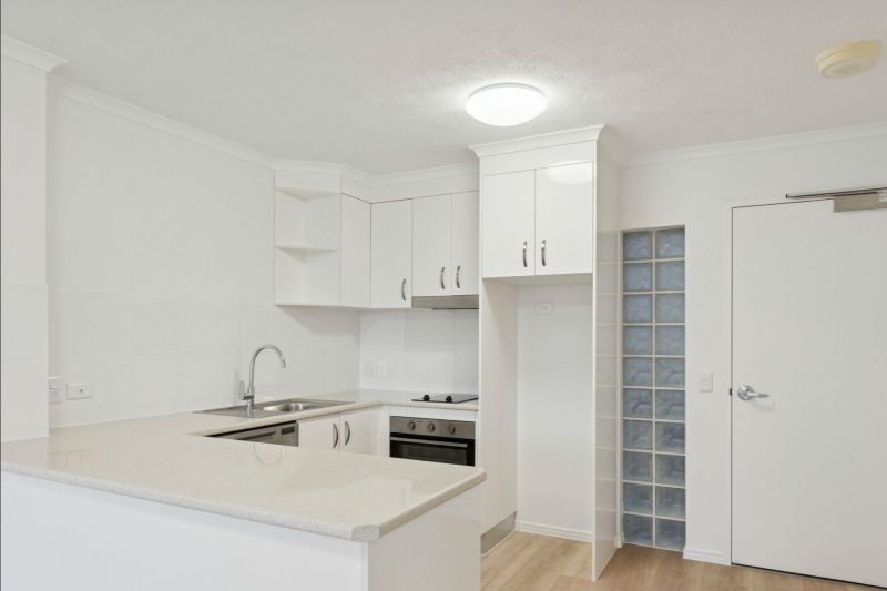 Charming one-bedroom apartment surrounded by nature