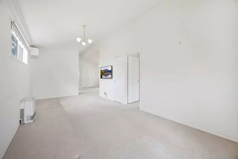 Perfect Downsizing Opportunity