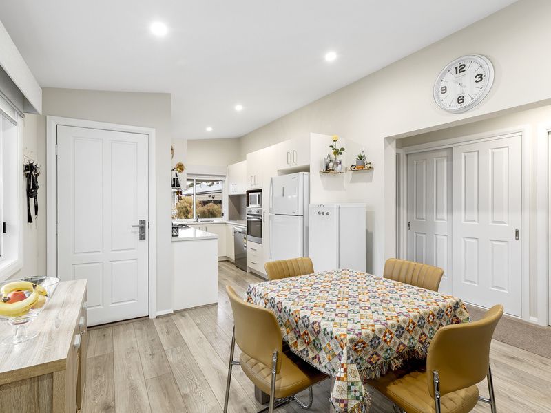 Entertainer's outdoor delight