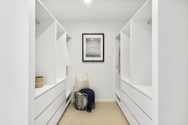 Apartment 323