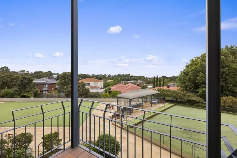 Dandenong Views and  Prime Village position