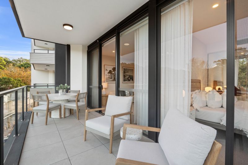Spacious Balcony Apartment