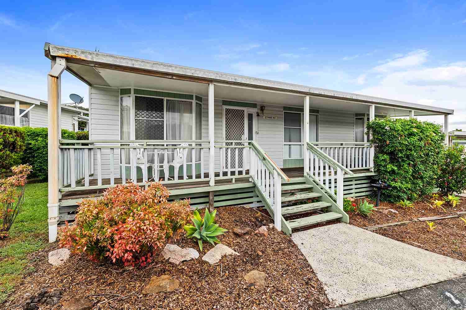 So Much Space - Renovate to your own preferred style - 3 Bedrooms / 2 Full Length Verandas