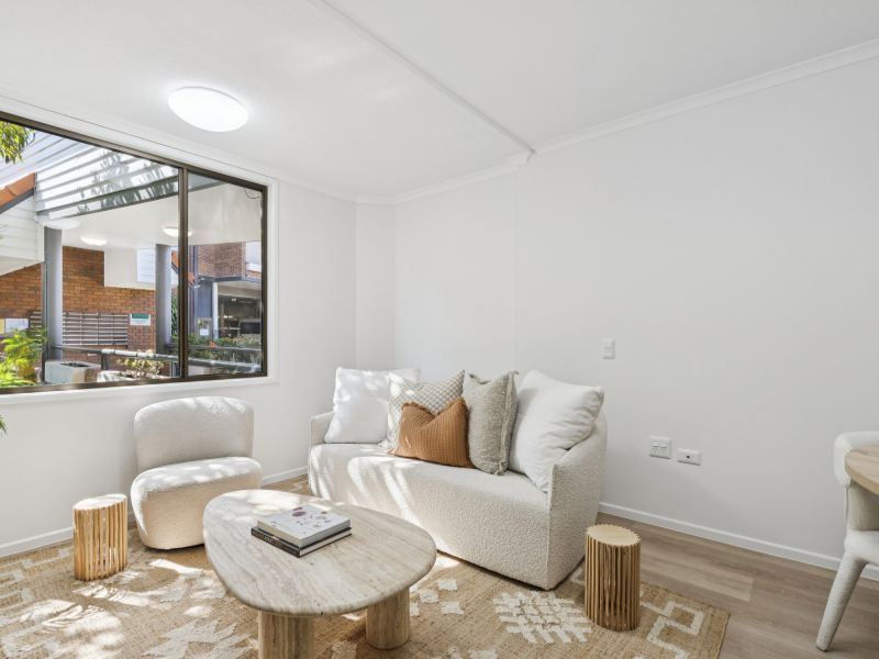 Low maintenance one-bedroom apartment in prime location