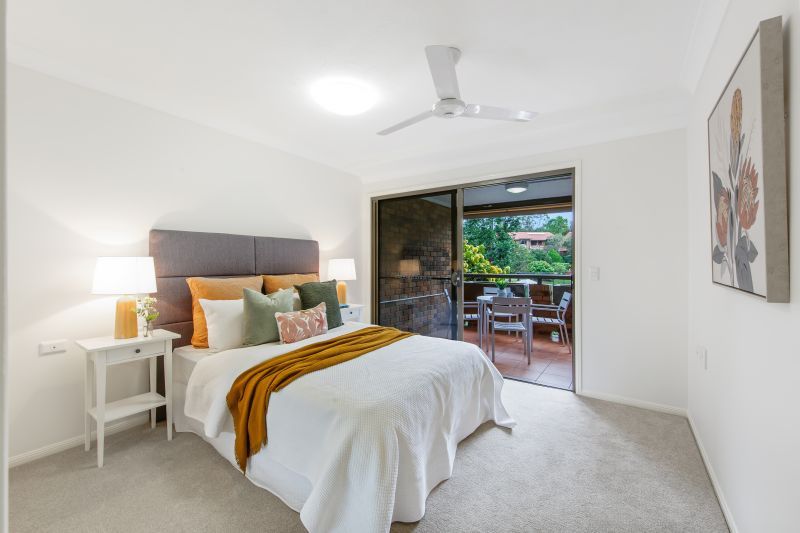 Currently under refurbishment - one-bedroom plus study