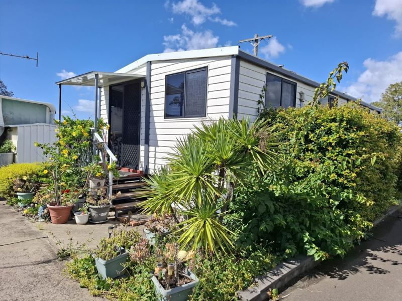 Relaxing lifestyle by the lake