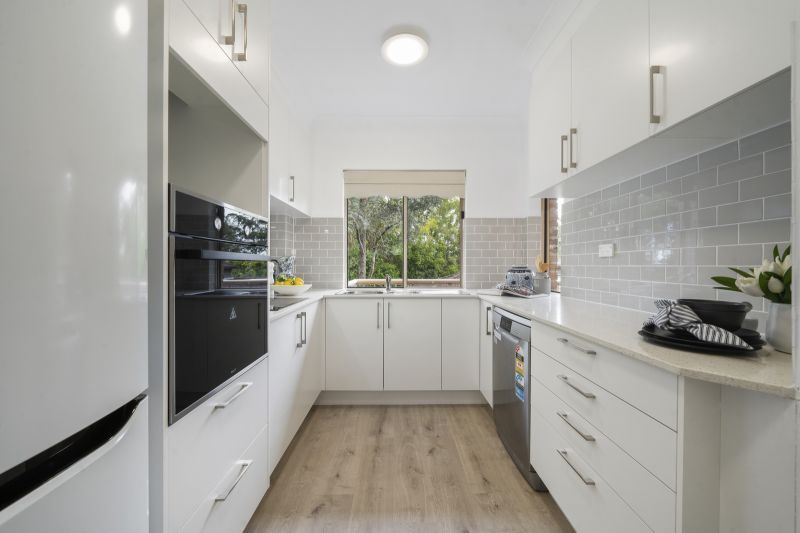 Light & bright two-bedroom villa