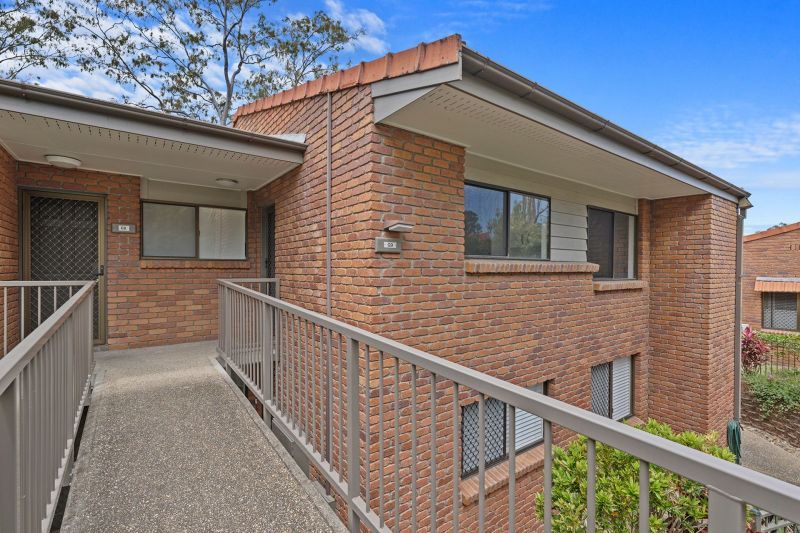 One bedroom plus study home close to community facilities