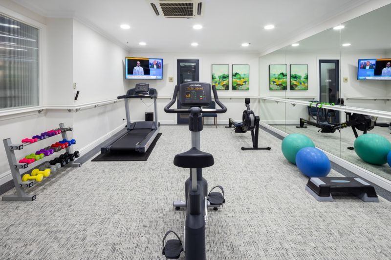 One-bedroom apartment with a large double balcony