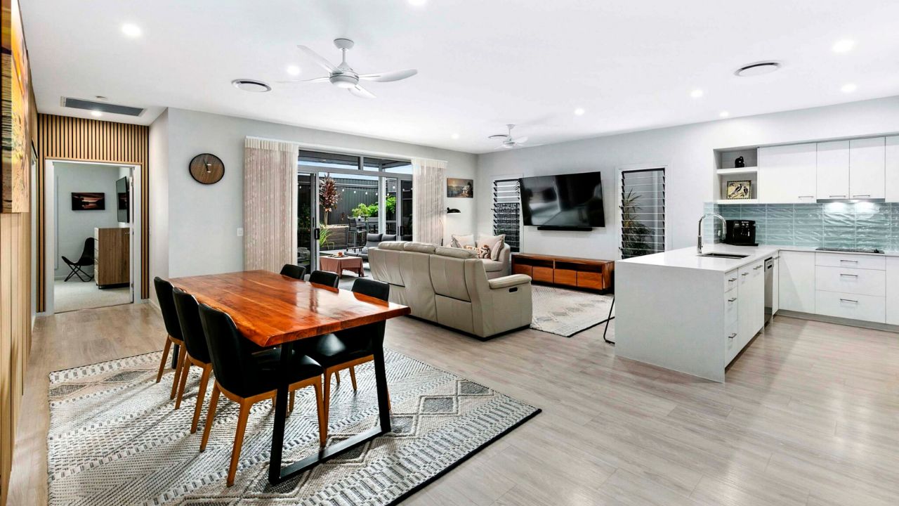 Home 182: Watson MK2