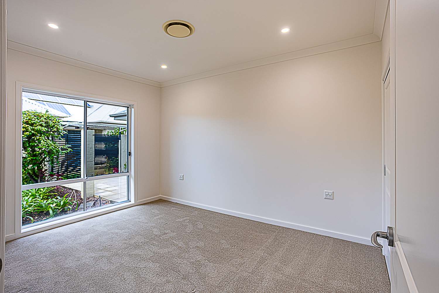 Van Gogh- by Palm Lake Resort Tea Gardens