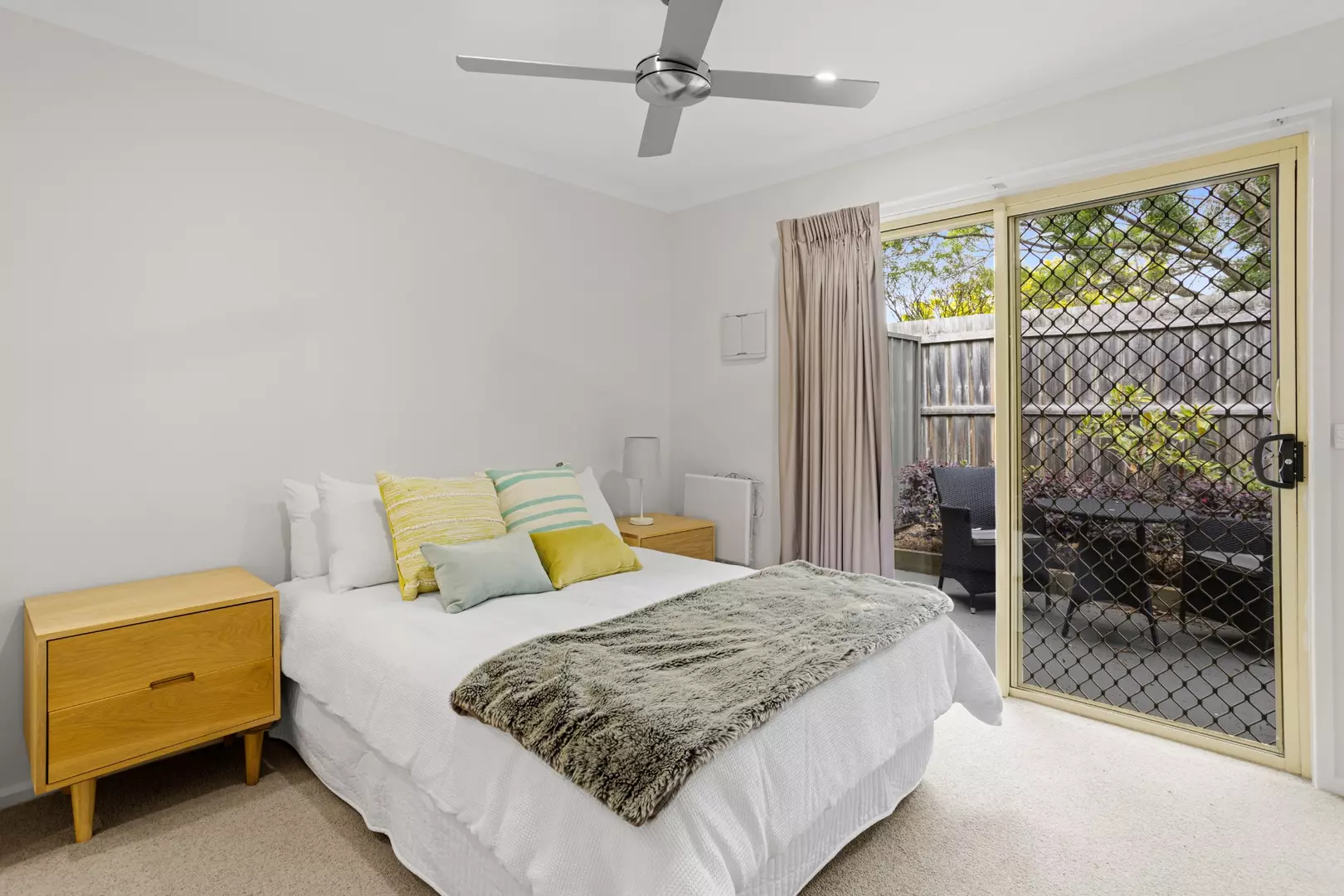 6/104 Country Club Drive Safety Beach, VIC 3936