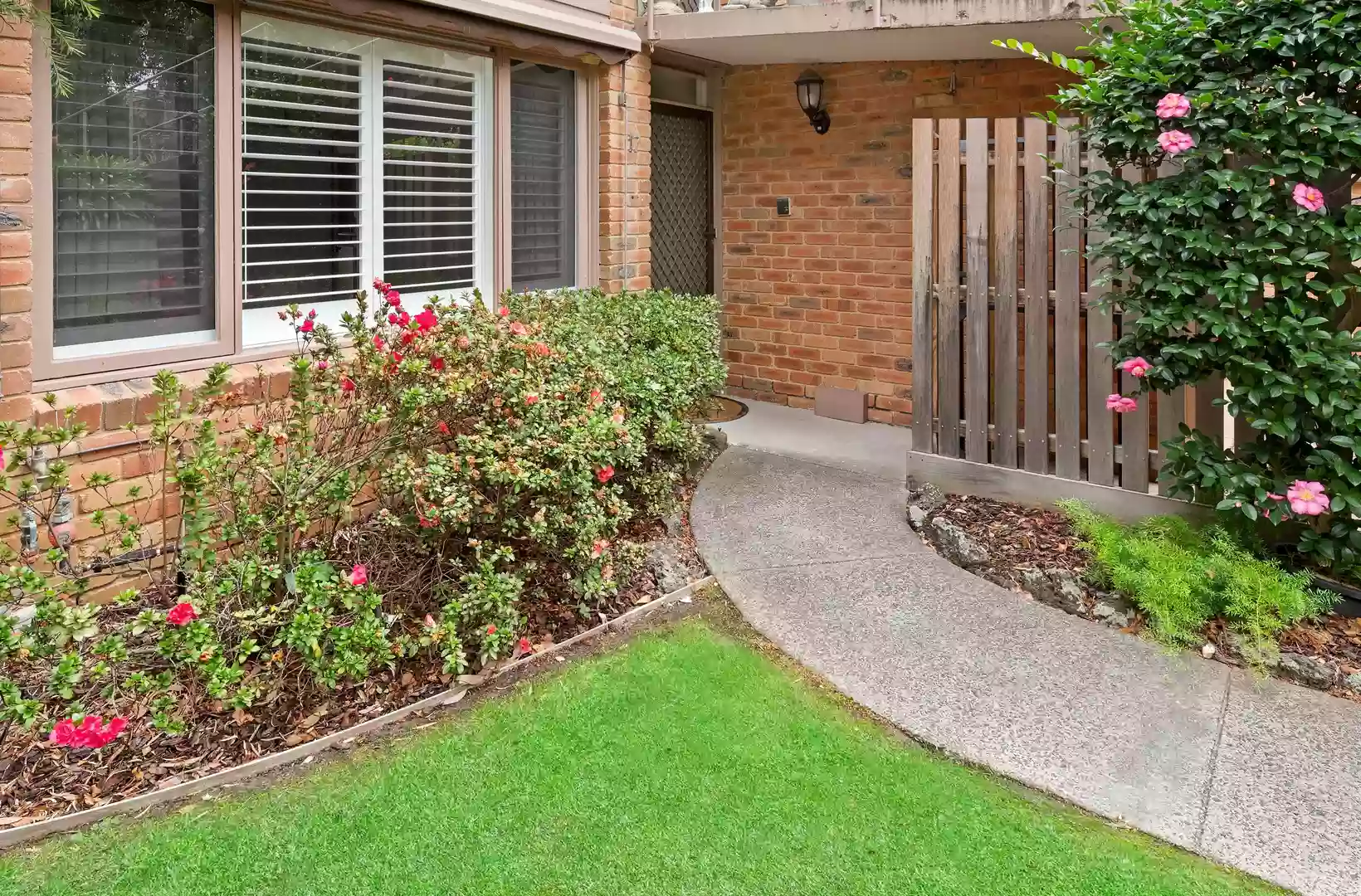 Maranoa Close Retirement Village Unit 17 Two-Bedroom $550,000 to $600,000 Strata Title