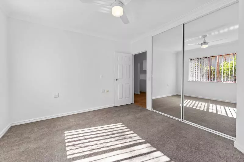 Ground Floor Apartment in Great Location.