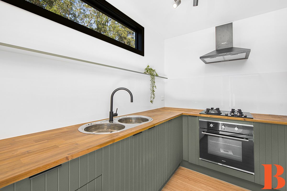 Broadlands Green Point - Fully Re-built - Magnificent throughout