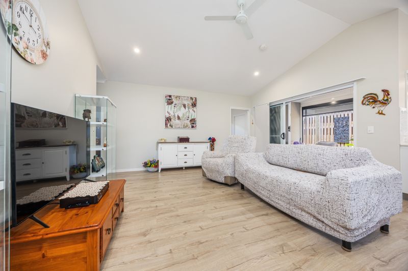 Simplicity, Comfort & Modern Alfresco Living