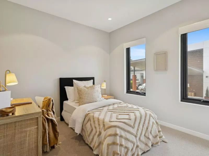 DEPOSIT TAKEN - Fabulous north-facing apartment at Peninsula Grange!