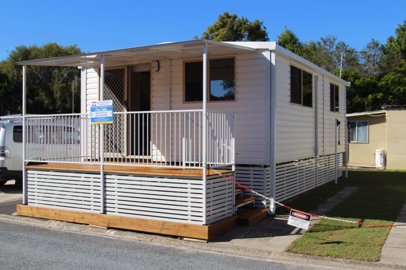 Royal Pacific Residences - Over 50's 'Pet Friendly' Residential Park