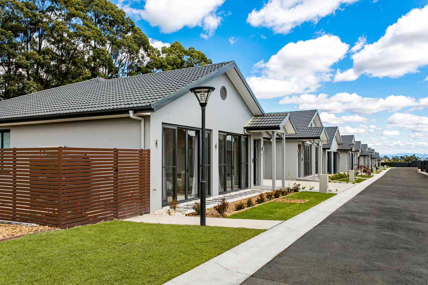 ELEGANT LUXURY RETIREMENT - Villa 43 MARSTON LIVING GALSTON