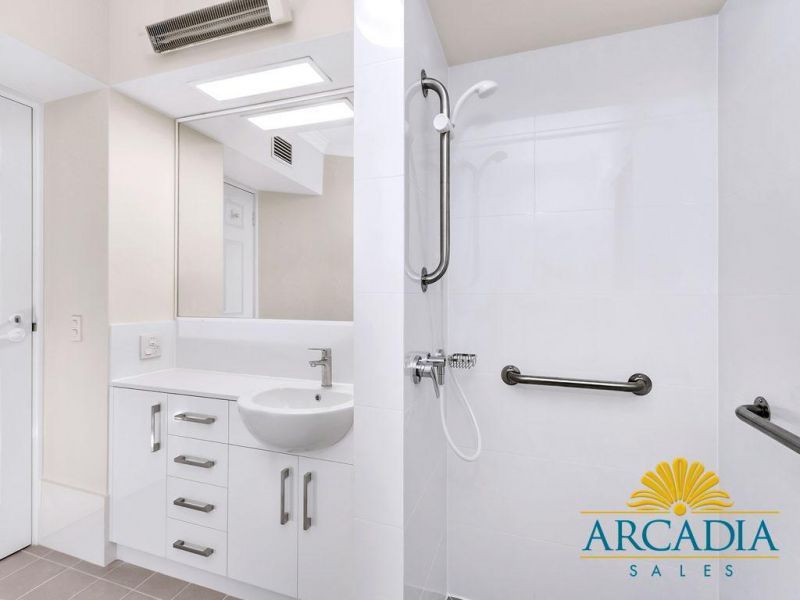 ARCADIA WATERS BICTON - Ground Floor Stunner