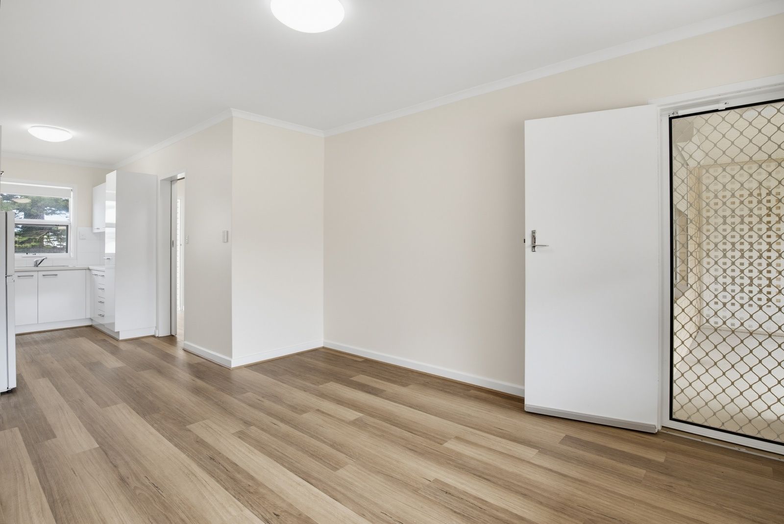 Over 55s living - Charming 2 bed coastal home