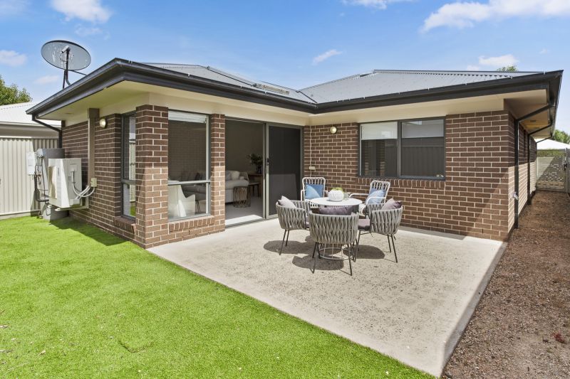 94/236-238 Waterview Blvd