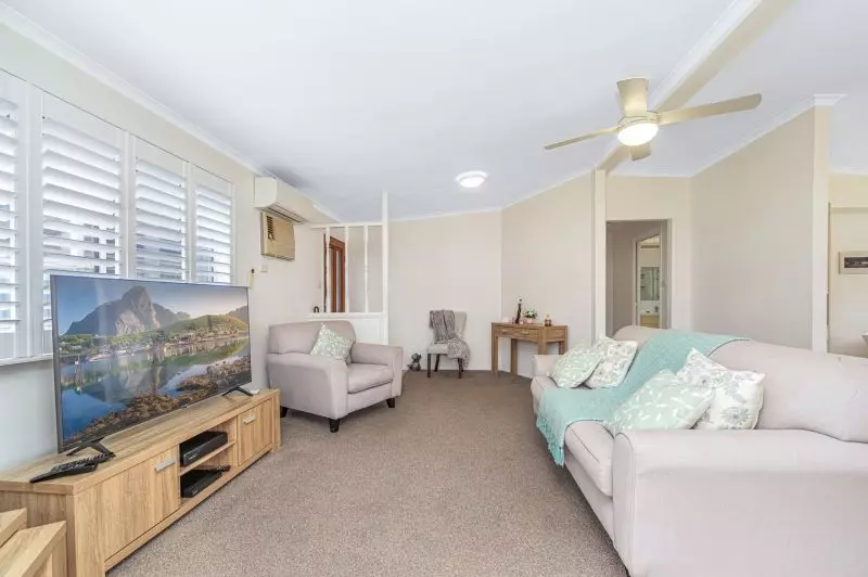 Stunning Presentation - Easy Outdoor Living