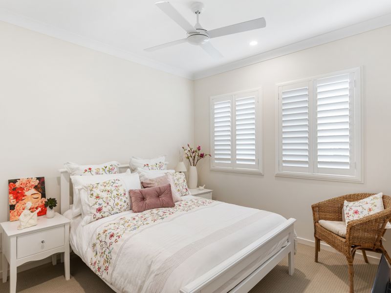 Great Corner Block Location!