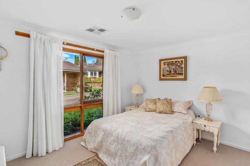 Stylishly Renovated Freestanding Villa