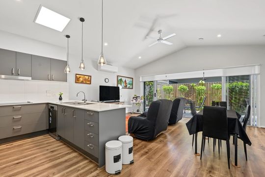 Near Nature, Modern Style