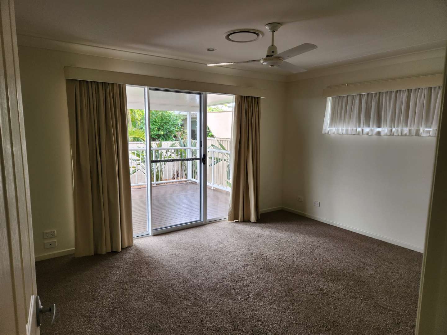 V54 for Sale in Palm Lake Resort Upper Coomera