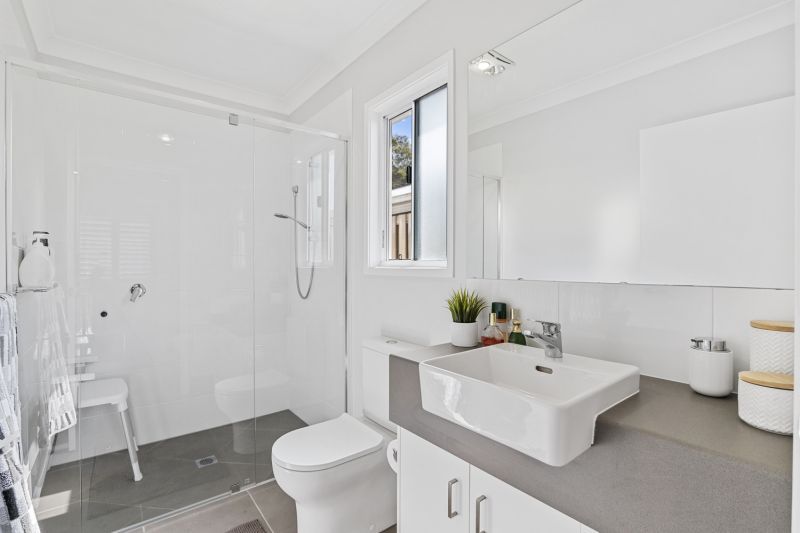 Modern Comfort with Tranquil Bushland Outlook