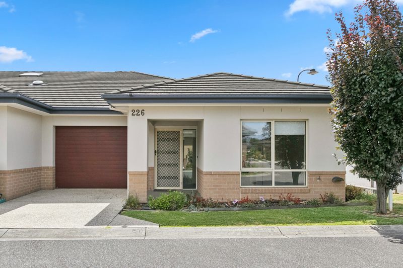 Open Plan Corner Retreat
