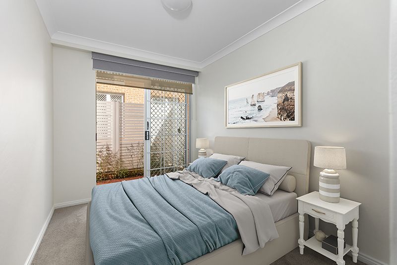 Gorgeous modern unit with easy access and convenient location